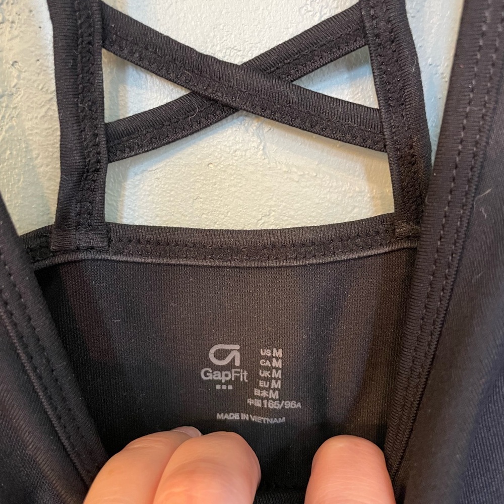 GAP Fit Set of 2 Sports Bras (Black and Gray) - Size M - Picture 9 of 12